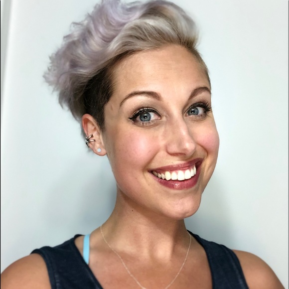 Meet your Posher, Jess - Picture 8 of 16